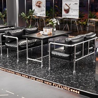 Ensemble de mobilier de bar commercial personnalisable en bambou de style industriel, table et chaises, pour les salles de négociation des salons de thé