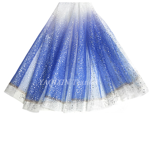 <span class=keywords><strong>Tulle</strong></span> <span class=keywords><strong>bleu</strong></span> et blanc ombré, maille tricotée, imprimé numérique, tissu poly avec des points de paillettes argentées, tissu pour robe de fille, tissu pour jupe - Product Image 5