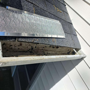 Rete di protezione per grondaie in micro alluminio con filtro antifoglie per la protezione dell'acqua piovana sul tetto, per uso residenziale, commerciale e <span class=keywords><strong>giardino</strong></span>. - Product Image 6