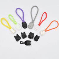 Patch de fixation en tissu plastique noir en forme de nœud papillon, antidérapant, à double trou, avec sangle côtelée pour sac de vêtements