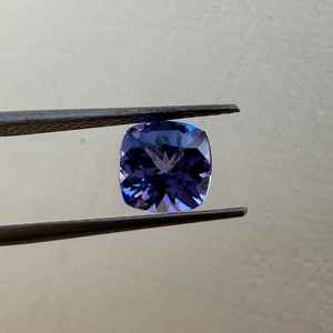 Aguamarina Sintética Creada en Laboratorio, Corte Pera Facetado, 4-8mm, Calibrada, para Joyería Fina - Product Image 1