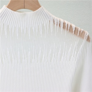 Nuova Moda Primaverile: Maglione Sexy con Scollatura sul Petto e Rete Traforata, Casual e Femminile - Product Image 5