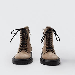 Fabricant OEM Chaussures <span class=keywords><strong>Maritin</strong></span> pour femme, chaussures d'hiver mi-hautes à semelle épaisse givrée pour filles - Product Image 4