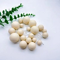 Kit de Décoration Premium 20 Boules Acryliques Mixtes pour Gâteaux, Tailles 2cm et 4cm, Dorées, Réutilisables, Légères, pour Anniversaires et Remises de Diplômes