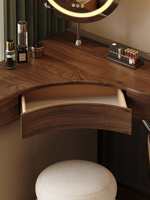 Coiffeuse d'angle triangulaire moderne avec miroir éclairé, en bois massif, rangement intégré, pour petit appartement et chambre à coucher