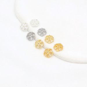 ที่ใส่ลูกปัดรูปดอกไม้ทองแดง ชุบทอง 14k ประดับไมโครเซอร์คอน อุปกรณ์เสริมสำหรับทำเครื่องประดับ DIY รุ่น C21 - Product Image 4