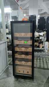 Humidor à cigares électrique Nuelead NE-193 à contrôle précis, fonctionnement silencieux, en acier inoxydable, avec porte vitrée anti-buée pour usage domestique - Product Image 3