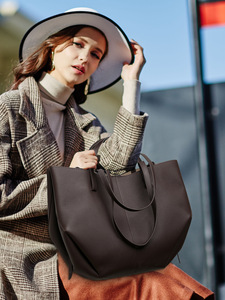 New Fashion Designer Crossbody <b>Bags</b> High Quality Genuine Leather Shoulder Messenger <b>Bag</b> Casual Tote Women Handbags and Purses - Product Image 4