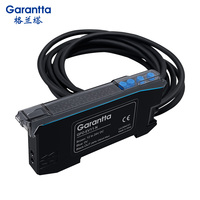 Amplificador de Fibra Óptica de Doble Pantalla Digital Tipo Económico con Salida Universal y Sensor Fotoeléctrico de Fibra con Calibración Sencilla