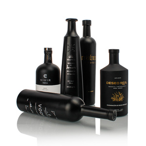 Luxe personnalisé mexique personnalisé <span class=keywords><strong>vide</strong></span> 750ml gravé fantaisie bouteilles tequila carafe liqueur <span class=keywords><strong>bouteille</strong></span> en verre avec couvercles en liège - Product Image 1