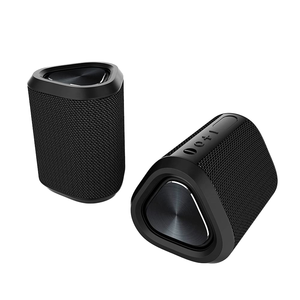 Haut-parleur portable RGB IPX5 pour le camping en plein air, les fêtes, les motos, les vélos, mini taille, longue durée de vie de la batterie, sans fil, étanche, haut-parleur de fête - Product Image 1