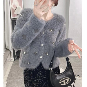 Cardigã Feminino de Tricô Elegante com Manga Comprida, Estilo Pequena Fragrância, Mohair e Strass, Novo para Atacado de Moda Inverno - Product Image 3