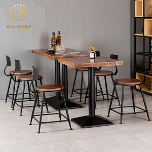 Ensemble table et chaises de restaurant vintage en bois et cuir pour steakhouse et restauration rapide, avec cadres en acier inoxydable, mobilier commercial - Product Image 5