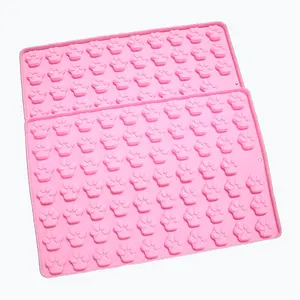 Nouveau design sans BPA griffe de chat patte de chien moule en silicone pour aliments pour animaux de compagnie moule à glace en silicone moule à chocolat et à bonbons - Product Image 1