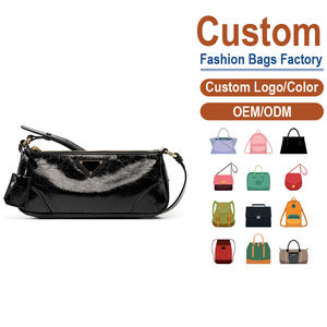 Bolso Bandolera de Cuero Patentado Blanco con Efecto Agrietado - Piel de Vacuno de Primera Calidad, Logotipo Triangular + Correa Ajustable, OEM para Marcas de Lujo - Product Image 2