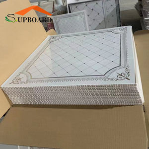 Plaque <span class=keywords><strong>de</strong></span> <span class=keywords><strong>plafond</strong></span> suspendu décorative en <span class=keywords><strong>PVC</strong></span> 60x60cm - Product Image 1