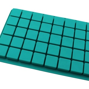 Moule en résine de silicone 40 cavités Nicole Square Rectangle Shape, moules à chocolat en silicone, bac à glaçons en silicone - Product Image 6