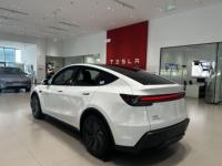Tesla Model Y Juniper 2026 Propulsion arrière Première édition Voiture Tesla Nouvelle énergie Voiture Juniper Véhicules de luxe