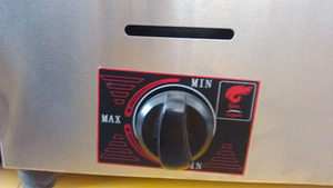 <span class=keywords><strong>Friteuse</strong></span> à gaz GPL en acier inoxydable à un seul réservoir, un seul panier, bon marché, <span class=keywords><strong>6</strong></span> <span class=keywords><strong>litres</strong></span> - Product Image 3
