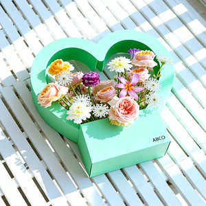 Boîte à fleurs pliable en gros avec poignée, motif cœur et rose, revêtement UV et doublure en éponge gaufrée - Product Image 3
