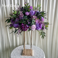 Hochzeitsblumenarrangements MoKtong 7D Seide 70cm Dendrobium Lila Blumenball mit Pavillon Altar