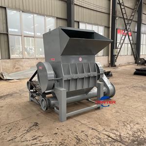 Granulateur-déchiqueteur industriel pour déchets <span class=keywords><strong>de</strong></span> tuyaux <span class=keywords><strong>en</strong></span> PVC, déchets <span class=keywords><strong>de</strong></span> moulage et déchets plastiques mixtes - Product Image 4