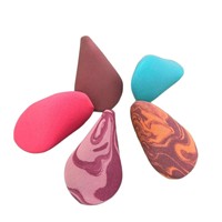 Éponge de maquillage hydrophile en forme d'alien, applicateur de fond de teint coussin, non-régulière, sans latex, double usage humide et sec