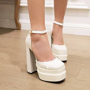 รองเท้าส้นสูงพื้นหนาสำหรับผู้หญิงรองเท้าแตะพื้นหนาสำหรับเพื่อนเจ้าสาวรองเท้าแต่งงานสำหรับเจ้าสาวสีขาวดีไซน์ใหม่ฤดูร้อน - Product Image 3