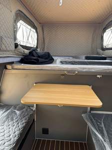 Kanopi Truk Pikap Mewah Model Pop-Top Dilengkapi Pemantauan 4 Saluran untuk Perjalanan Jalan Raya Pesisir - Product Image 6