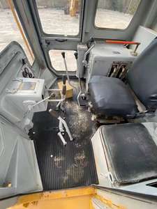 รถเกลี่ยดิน D6D แมวมือสองอุปกรณ์ก่อสร้าง20ton พร้อมส่วนประกอบเครื่องยนต์หลักจัดส่งทั่วโลก - Product Image 5