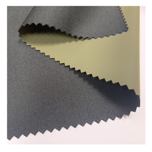 Chấ<span class=keywords><strong>t</strong></span> lượng cao 100% Polyester Vải PU tráng giả da cho áo mưa Hàng may mặ<span class=keywords><strong>c</strong></span> thân thiện với môi trường vậ<span class=keywords><strong>t</strong></span> liệu cao <span class=keywords><strong>c</strong></span>ấp ngoài trời - Product Image 2