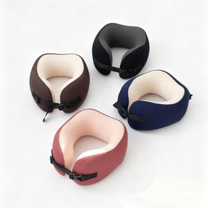 Oreiller de voyage en mousse à mémoire de forme de qualité supérieure avec sangle réglable pour un soutien portable du cou en avion, en train et en voiture - Product Image 1