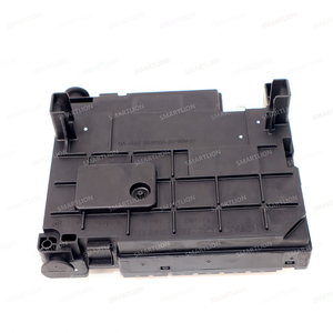 Boîte de servo de moteur de boîte de <span class=keywords><strong>fusible</strong></span> de pièces d'auto pour <span class=keywords><strong>Citroen</strong></span> C4L 9807428080 - Product Image 6