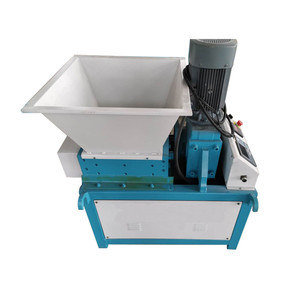 Broyeur industriel compact à double arbre en plastique avec boîte de vitesses et pompe, haute sécurité - Product Image 4
