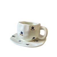 Tasses à café en céramique classiques faites à la main de 300 ml avec soucoupe irrégulière, ensemble de thé de l'après-midi, mug pour couple, cadeau