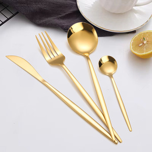 Biểu Tượng Tùy Chỉnh Vàng Muỗng Và Ngã Ba Thép Không Gỉ Thiết Lập Dao Kéo Gương Đánh Bóng 24Pcs Thiết Lập Dao Kéo Với Hộp Quà Tặng Cho Đám Cưới - Product Image 3