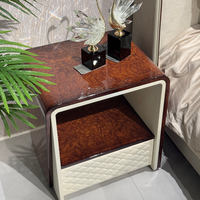 Lit King Size sur mesure de luxe moderne avec cadre en acier inoxydable, écologique, haut de gamme, solution tout-en-un