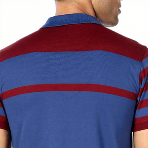 เสื้อโปโลแขนสั้นผู้ชายลายทางสีน้ำเงินแดง ดีไซน์ตัดต่อสีสันลำลอง - Product Image 4