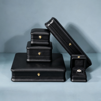 Boîte de rangement pour bijoux en cuir PU et velours, design personnalisé, pour bagues et colliers