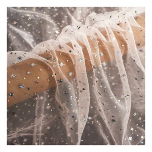Tessuto in Tulle Trasparente con Paillettes Scintillanti 100% Poliestere per Decorazioni Matrimoniali, Abiti e Gonne - Product Image 1