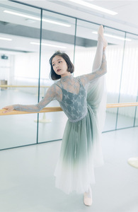 New Arrival Girls 'Soft Balletts chuhe Einfarbige Leinwand Zeitgenössische und rutsch feste Gesellschaft stanz wohnungen Soft Soled Slip-On Design - Product Image 6