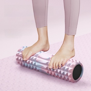 Rouleau de yoga à tige solide avec picots pour la relaxation musculaire et l'amincissement - Antidérapant, léger, durable, écologique - Product Image 2