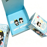 Emballage de boîte à surprise en papier écologique personnalisé avec des matériaux recyclés et une impression offset pour les cadeaux de fête d'anniversaire