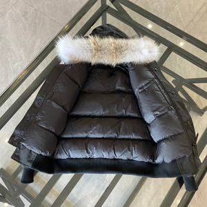 Chaqueta de Plumón Gruesa para Hombre con Capucha de Piel, Abrigo Acolchado de Invierno, Parka Corta Acolchada para Clima Frío - Product Image 5