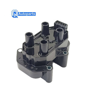 Q pièces automobiles bobines d'allumage 0221503004 0221503007 0221503025 pour <span class=keywords><strong>Fiat</strong></span> <span class=keywords><strong>Panda</strong></span> Peugeot 206 hayon - Product Image 1