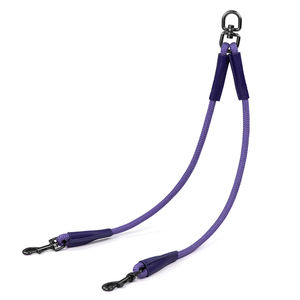 Correa <span class=keywords><strong>de</strong></span> Nailon Resistente con Logotipo Impreso, Transpirable, Cómoda, Moderna, Deportiva, <span class=keywords><strong>para</strong></span> 2 <span class=keywords><strong>Perros</strong></span>, Giratoria 360°, Sin Enredos, <span class=keywords><strong>para</strong></span> Paseos al Aire Libre - Product Image 2