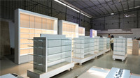 Conception personnalisée de décoration de magasin médical, étagère de présentation en verre, gondole, étagères en bois pour pharmacie, design d'intérieur de pharmacie