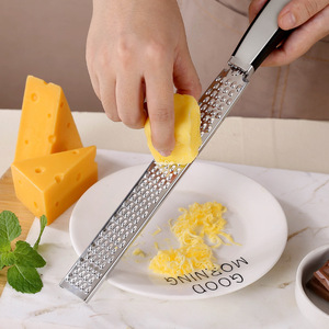 Rallador de queso de acero inoxidable, herramienta de cocina multifuncional para queso, chocolate, limón, repostería y preparación de alimentos - Product Image 2