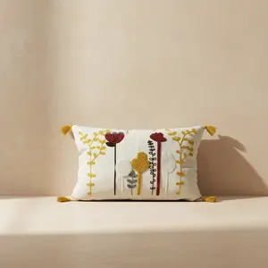 Housse de coussin rectangulaire géométrique jaune bio brodée Cactus God Sour Punch (non rembourrée) 50x50 cm - Product Image 2