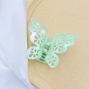 Pince à cheveux grande taille pour femme, motif requin et papillon, nouveau design coloré ajouré, en plastique, options de vente en gros - Product Image 6